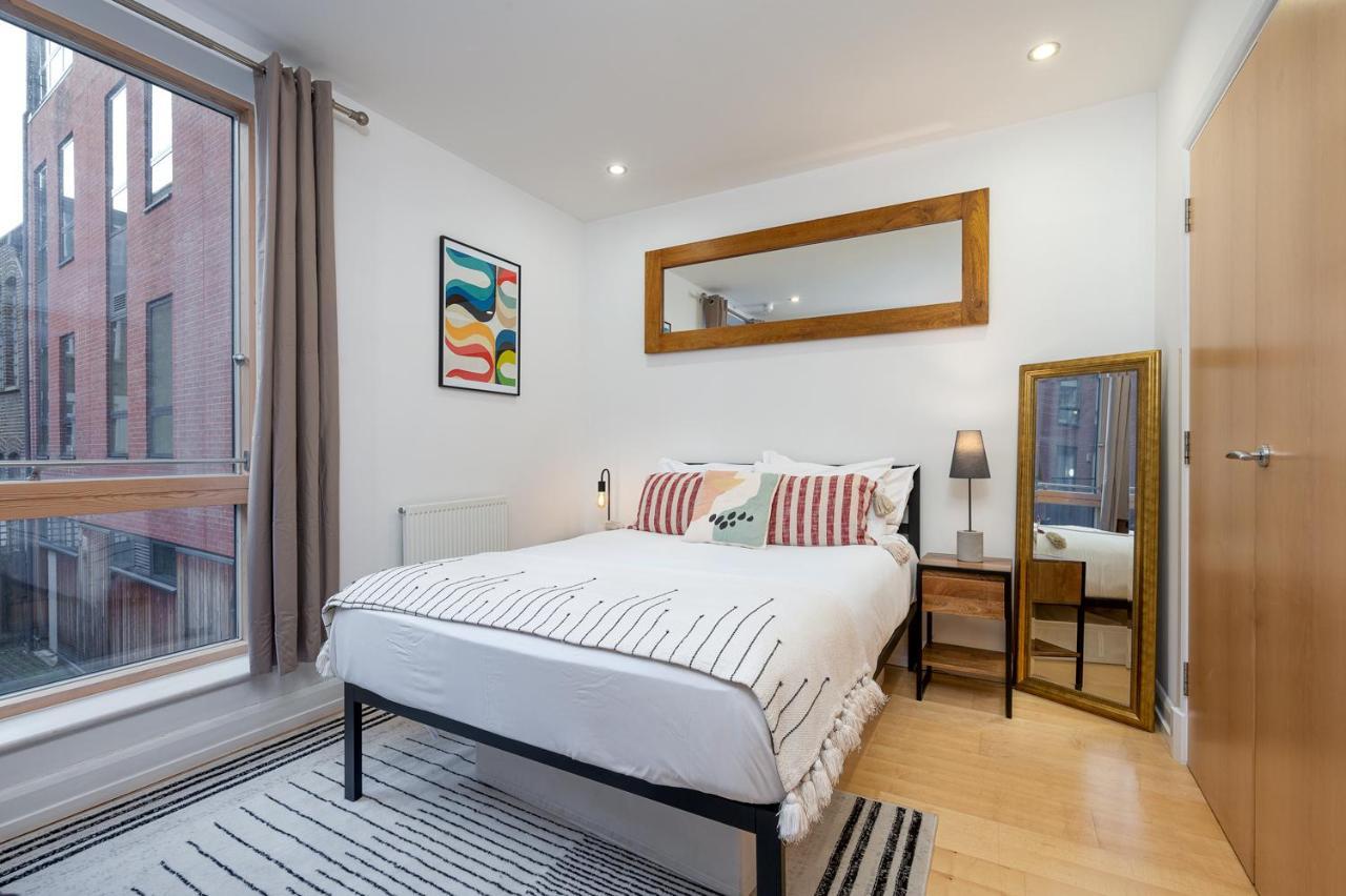 D8 - Canal View Apartment ลอนดอน ภายนอก รูปภาพ