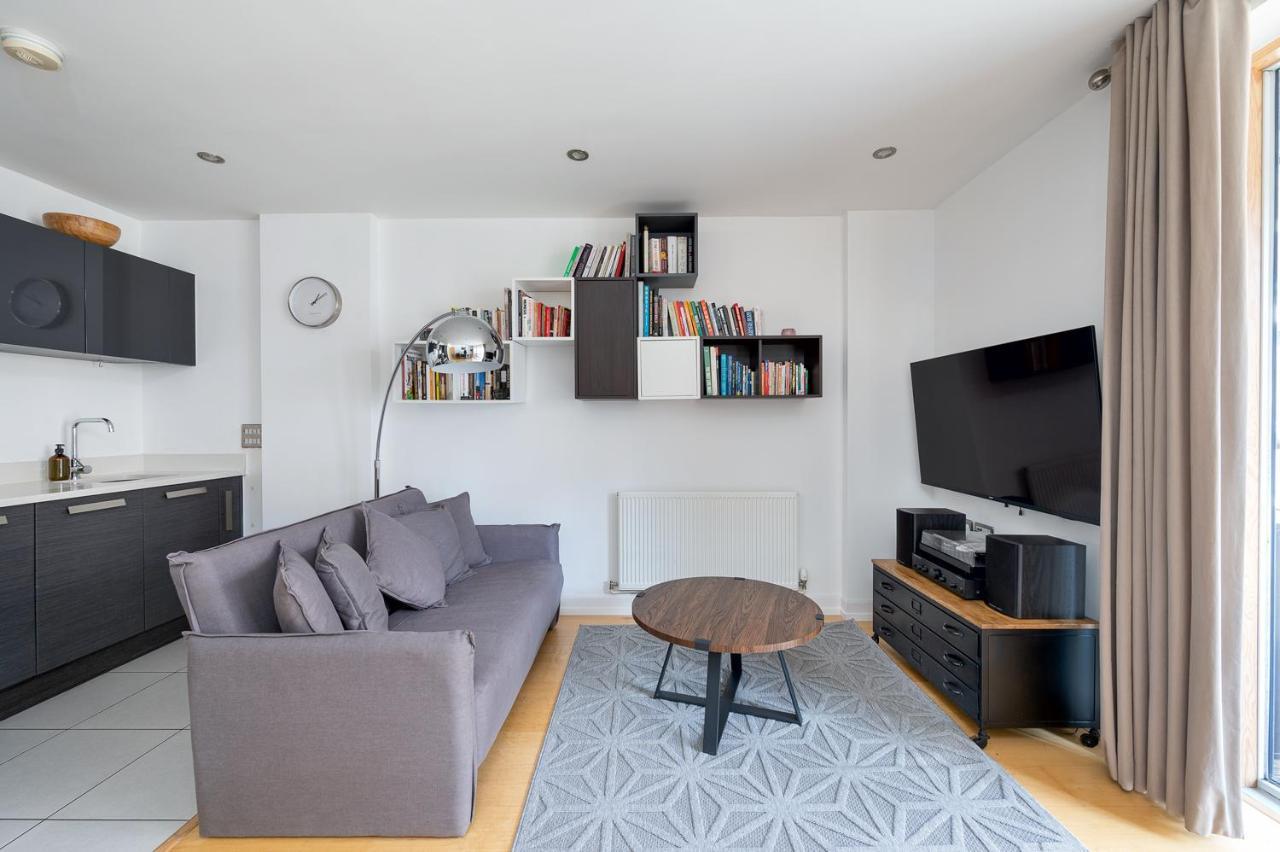 D8 - Canal View Apartment ลอนดอน ภายนอก รูปภาพ