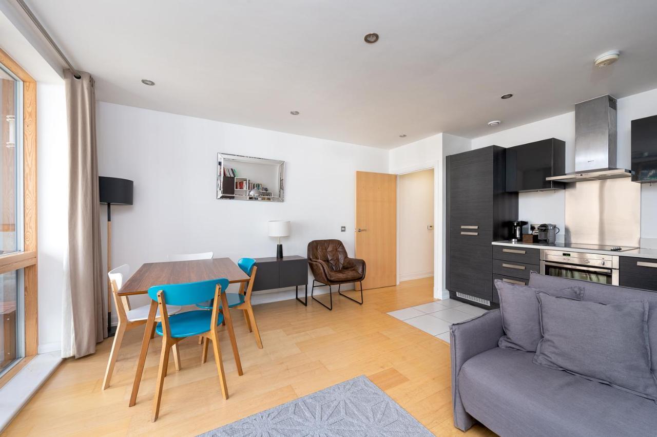 D8 - Canal View Apartment ลอนดอน ภายนอก รูปภาพ